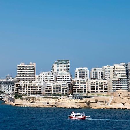 Vallettastay - Harbor View Gem- Sea View 1 Bed Apt Buitenkant foto