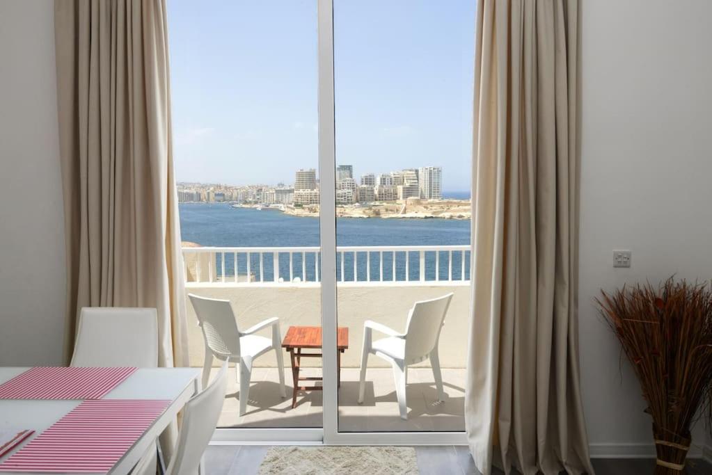Vallettastay - Harbor View Gem- Sea View 1 Bed Apt Buitenkant foto